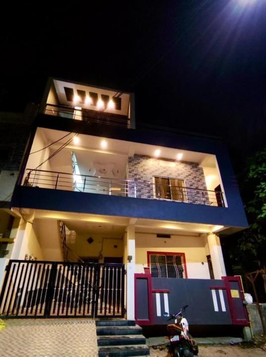 Shivdwelling Vila Ujjain Exterior foto