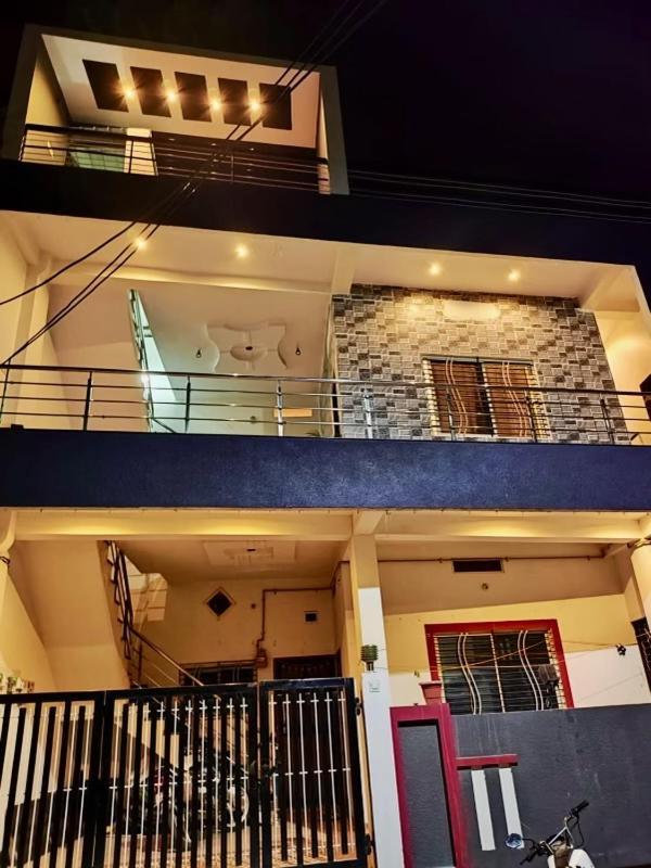 Shivdwelling Vila Ujjain Exterior foto