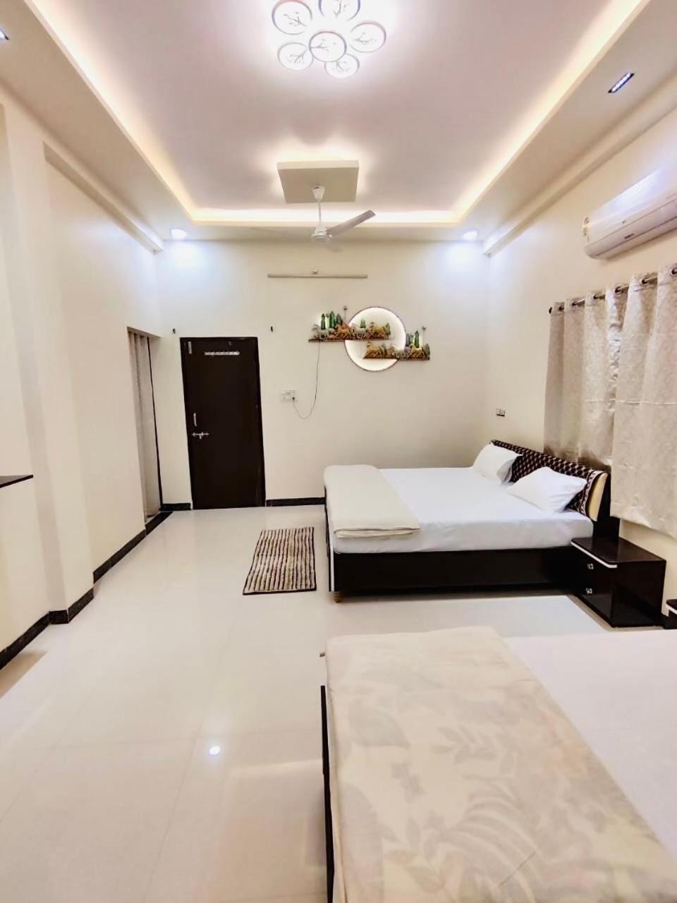 Shivdwelling Vila Ujjain Exterior foto